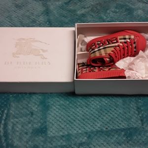 Burberry Children's shoes